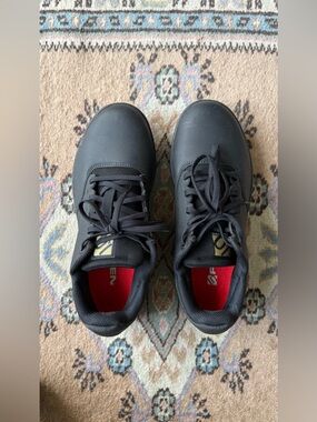 Used Five Ten District Clip Shoes Men’s 7 Black